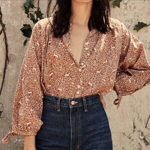 Doen O'Keeffe Top Rust Prancing Fawn